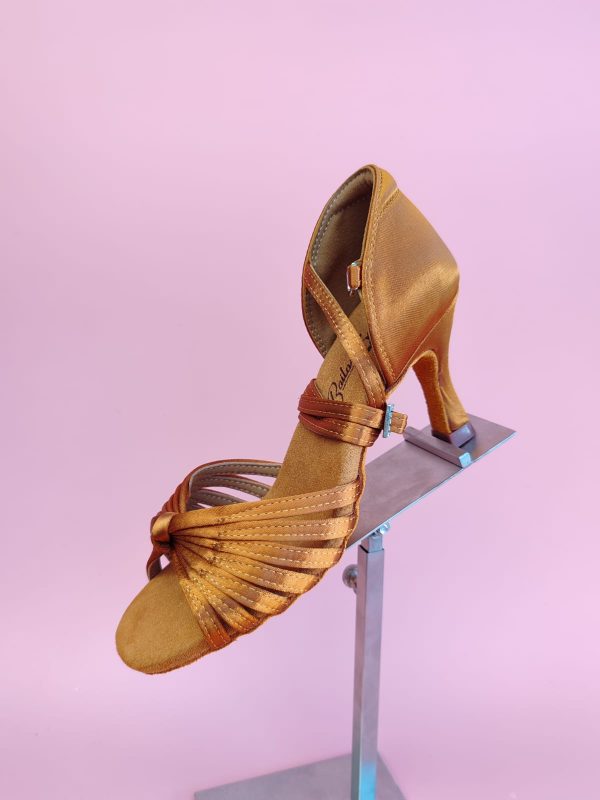 Modelo Nudo cobre - Imagen 2